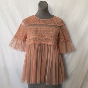 Blush Mesh Forever 21 Top NWOT Medium